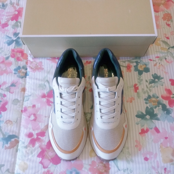 Michael Kors Monroe Trainer Sneakers - Picture 11 of 14